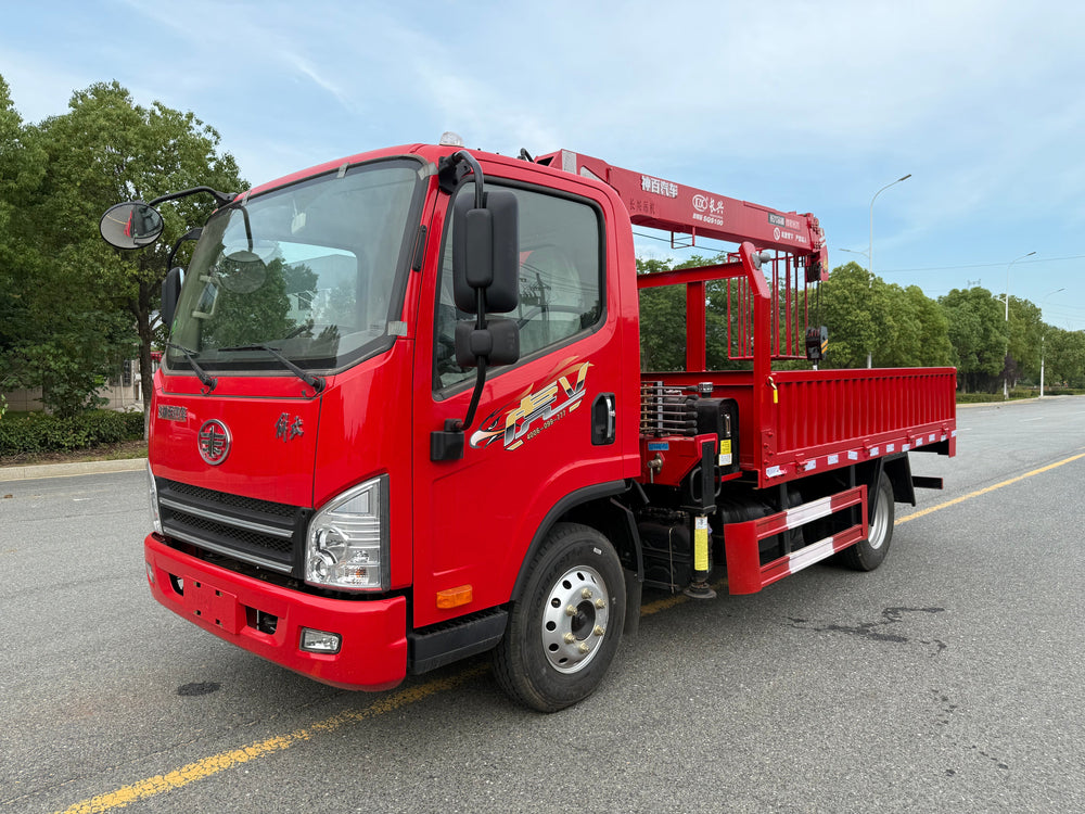 Кран-манипулятор FAW 150 л.с. 4T с телескопической стрелой