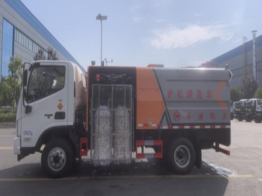 FOTON 4м³ Среднегабаритный грузовик для очистки ограждений