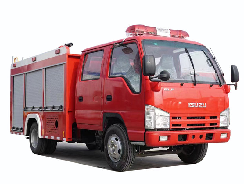Пожарная автоцистерна ISUZU 4X2, объем воды 2000 л