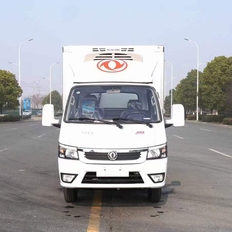 Рефрижератор DongFeng 4X2, длина фургона 3,5 м