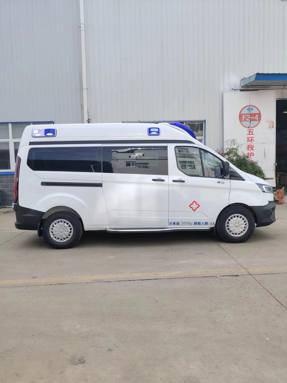 Ford Transit V362, средняя колесная база, средняя крыша, дизельная машина скорой помощи