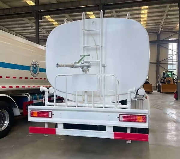 Dongfeng D9 Water Tank Truck 12m³