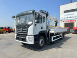 DongFeng 4×2 8-тонный кран с телескопической стрелой