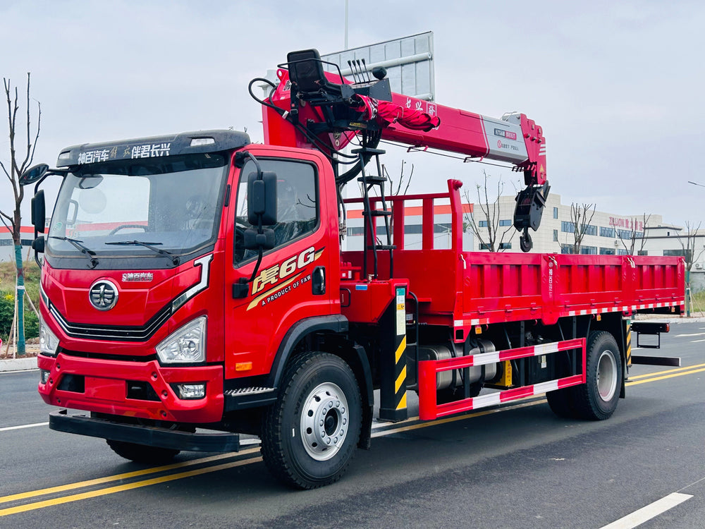 FAW 220 л.с. Кран с телескопической стрелой, 8-10 т
