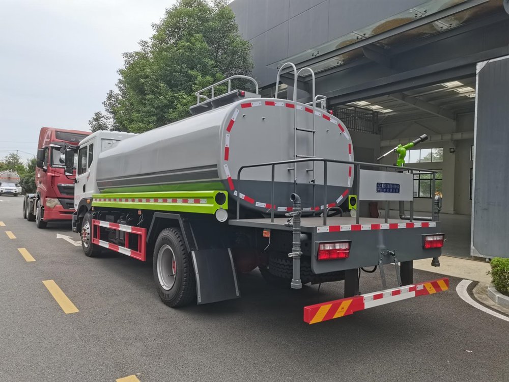 11м³ Автомобиль для очистки ограждений DongFeng