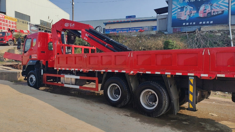 Кран-манипулятор DongFeng 300 л.с.