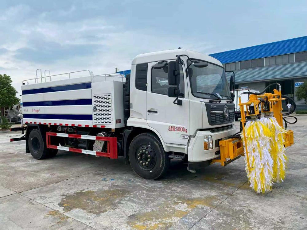 Автомобиль для мойки ограждений DongFeng 13 м³