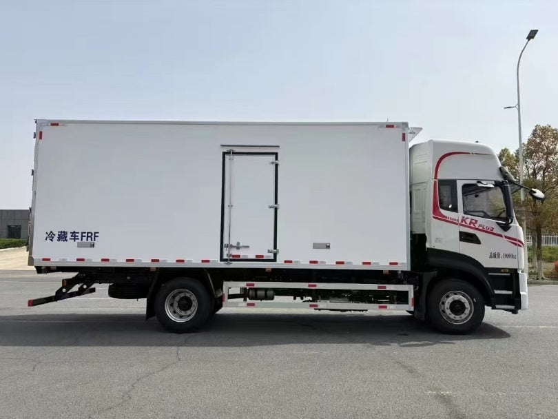 DongFeng 330 л.с., 6,8 м, рефрижератор