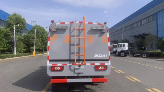 FOTON 4м³ Среднегабаритный грузовик для очистки ограждений