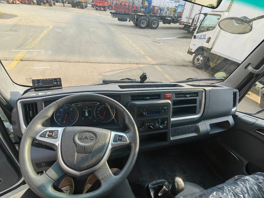 Рефрижератор JAC 3,7 м
