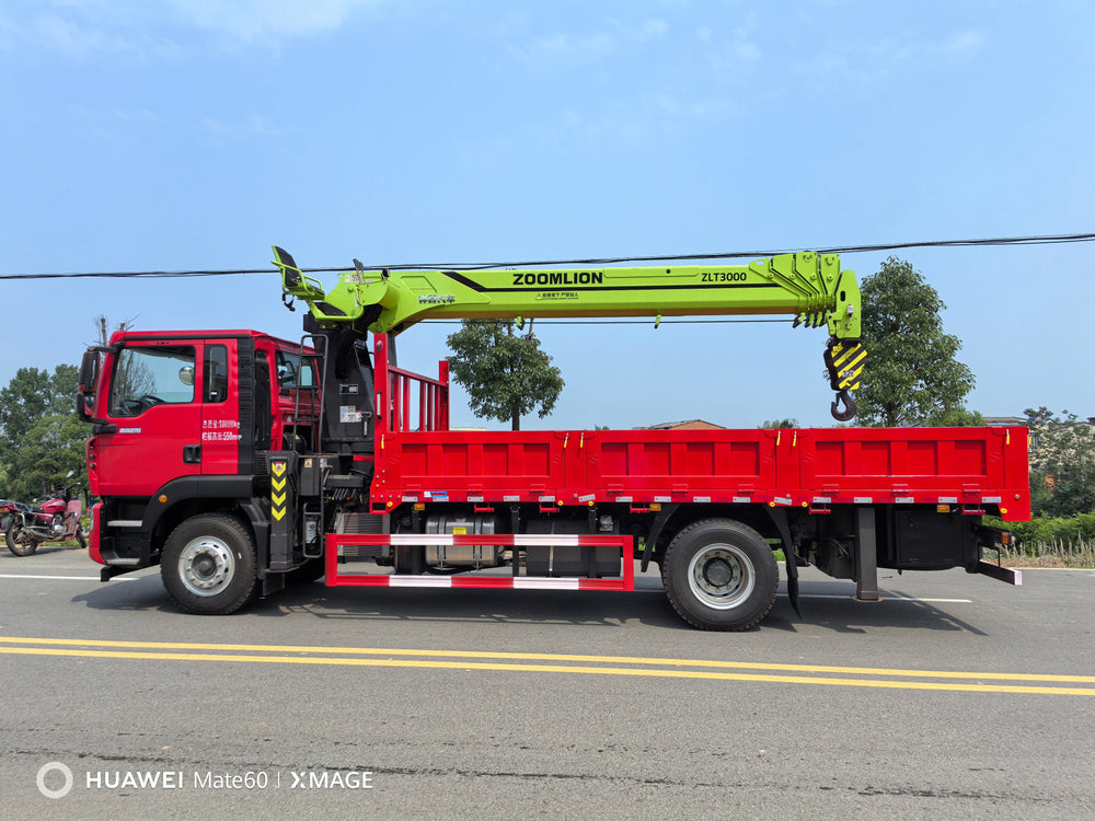 Автокран HOWO 4×2 ZOOMLION 8Т с телескопической стрелой