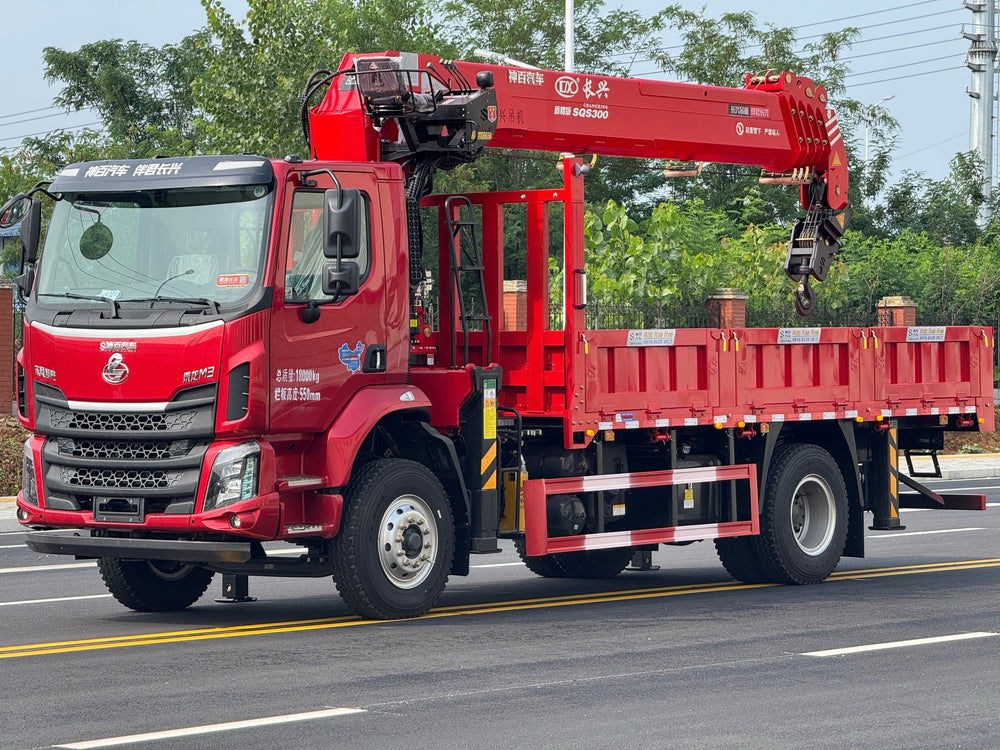 Автокран DongFeng 245 л.с. с телескопической стрелой