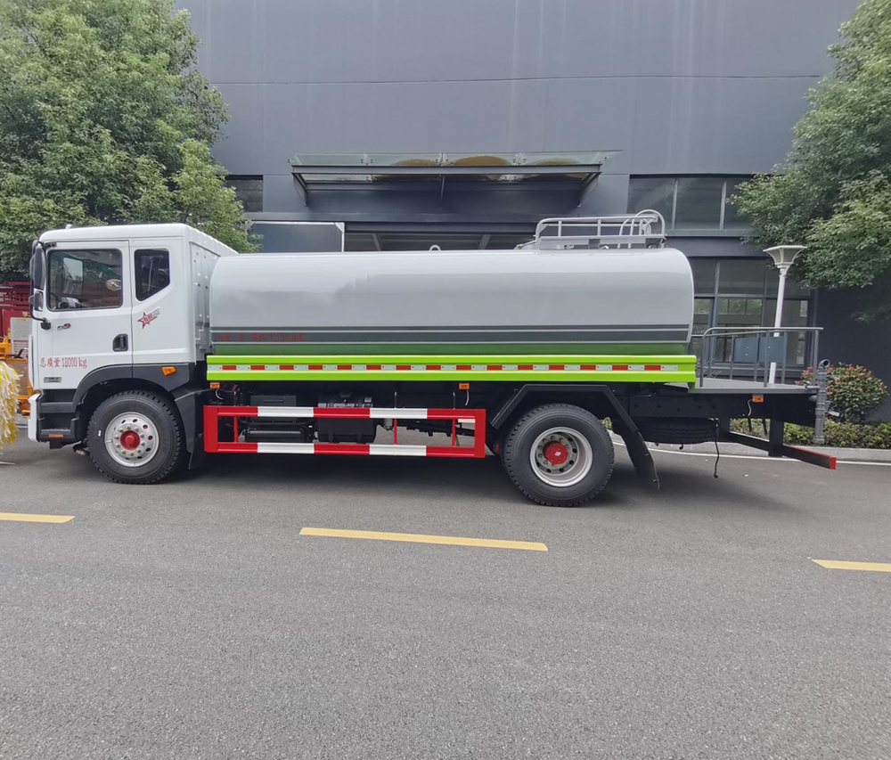 11м³ Автомобиль для очистки ограждений DongFeng