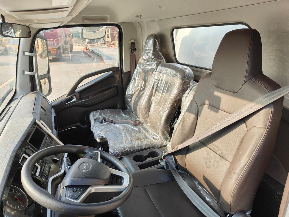 Автоцистерна JAC 10 м³