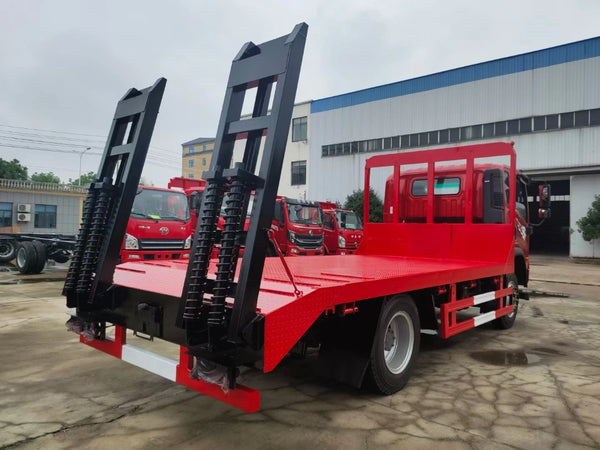 Бортовой грузовик Sinotruk (бортовая платформа 5 м)