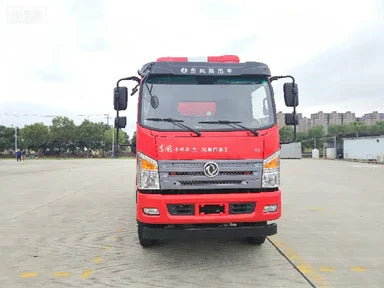 Пожарная машина водяного тумана DongFeng 2,42 м³