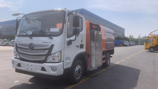 FOTON 4м³ Среднегабаритный грузовик для очистки ограждений