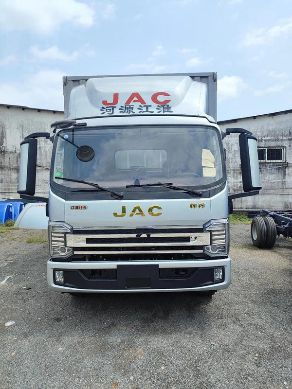 Грузовик-фургон JAC Shuailing S9 5,2х2 метра, 4 отсека